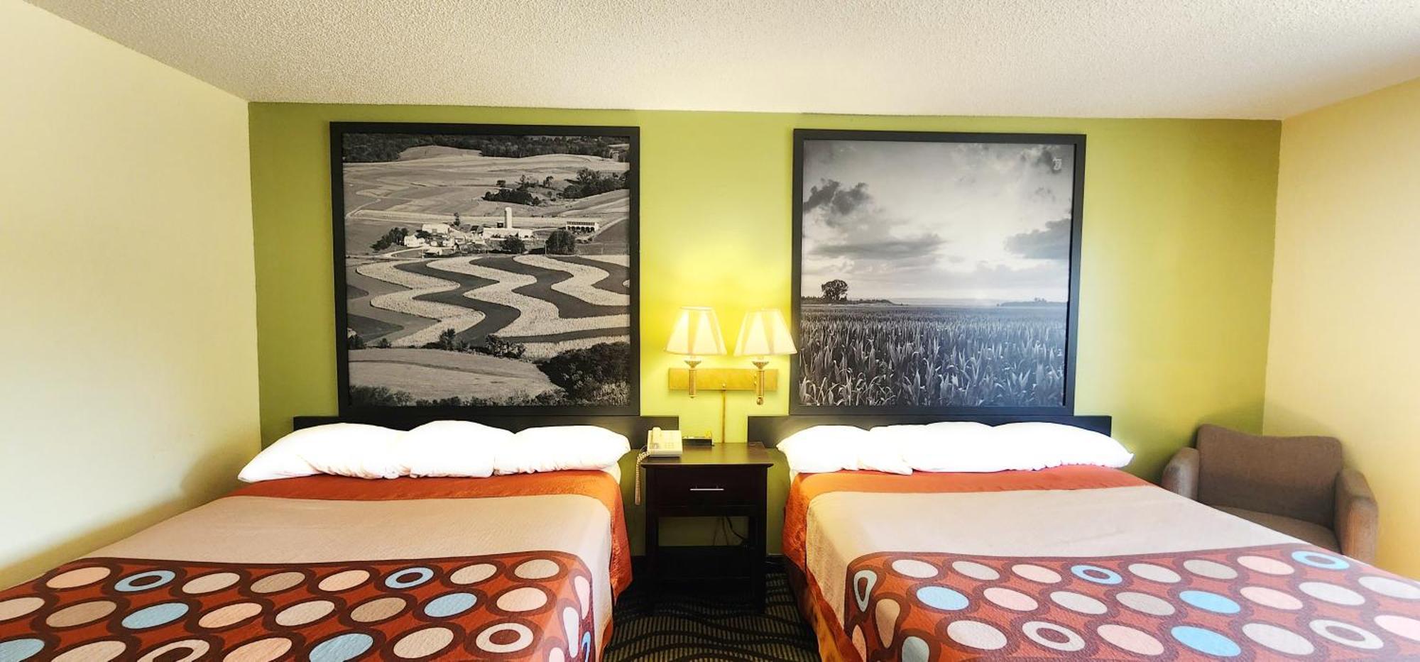 Hotel Super 8 By Wyndham Newton Extérieur photo