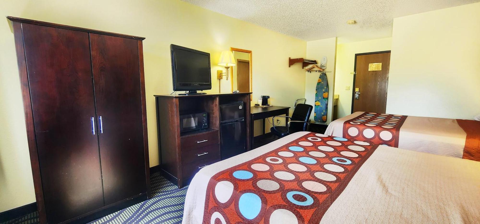 Hotel Super 8 By Wyndham Newton Extérieur photo